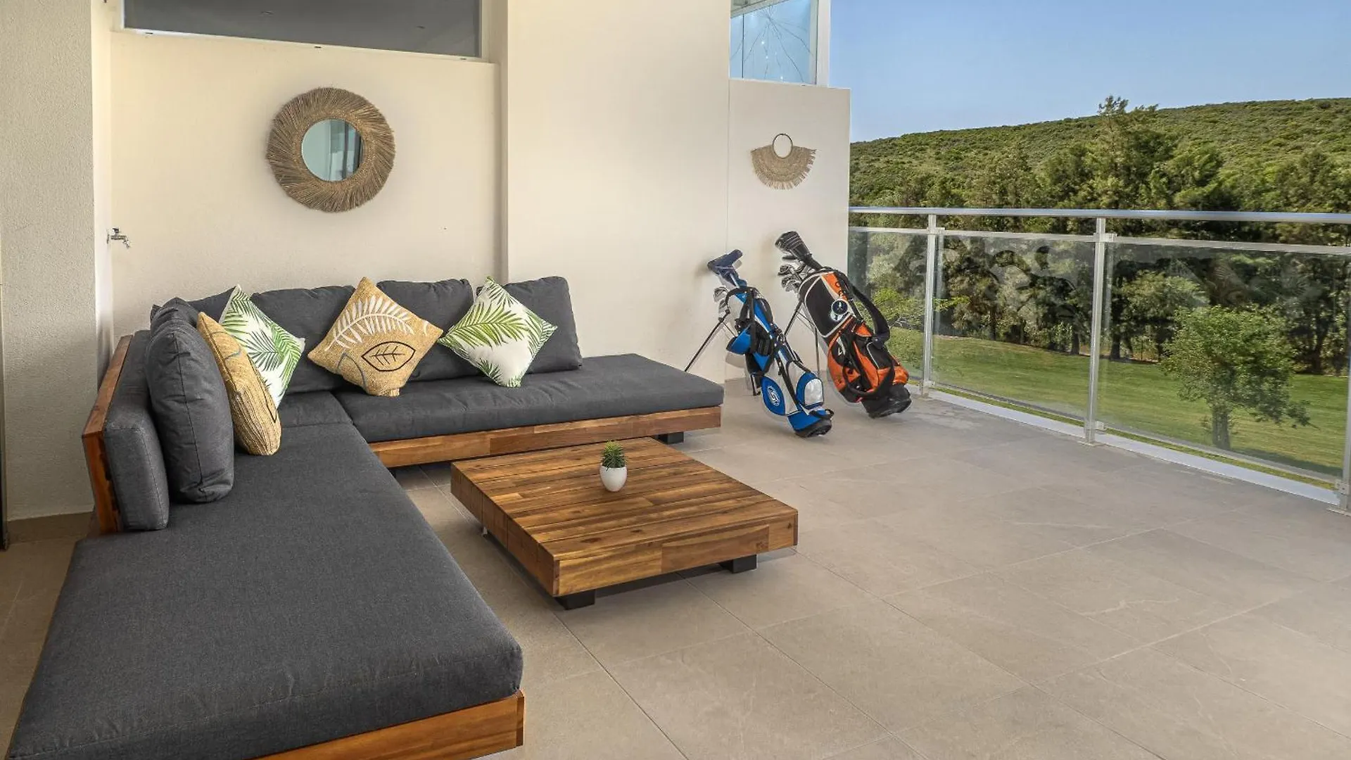 Apartment Casares Green 2384